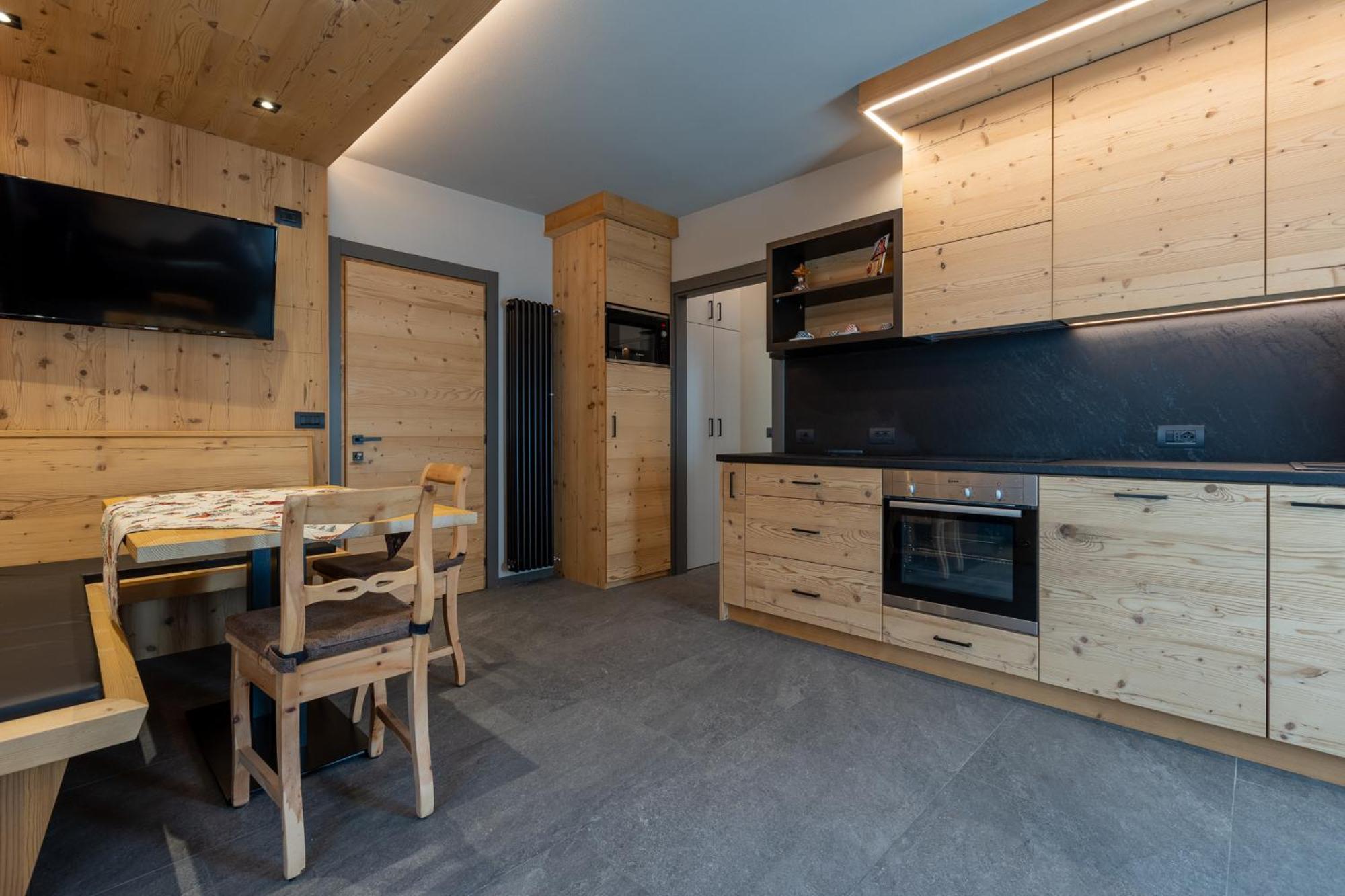 Bluebell Apartments Livigno Esterno foto