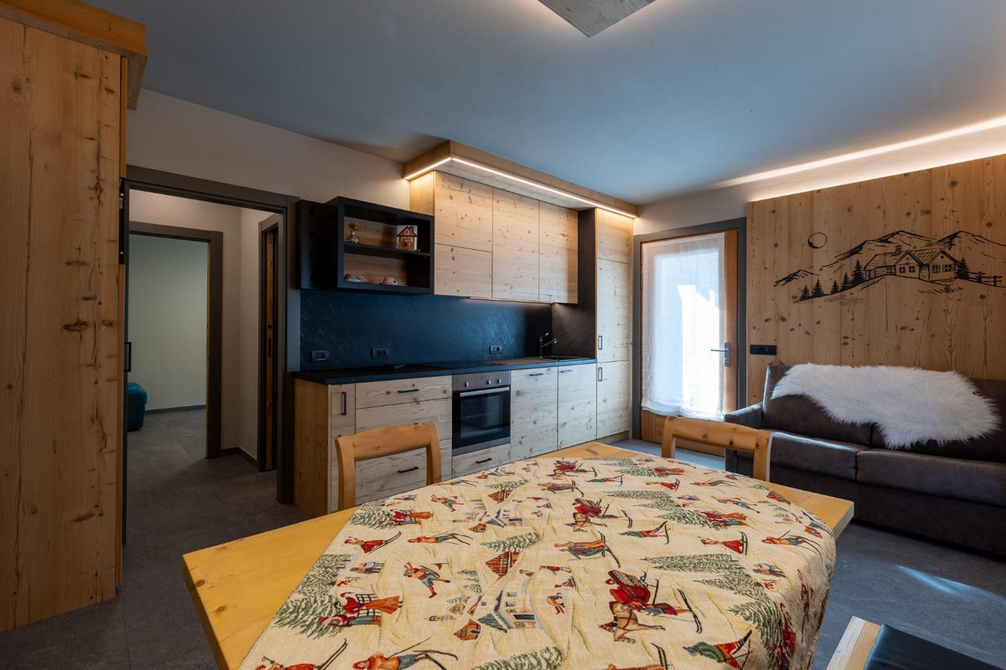 Bluebell Apartments Livigno Esterno foto